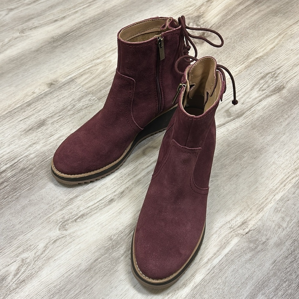 Women’s Earth Calia Burgundy Suede Leather Wedge Ankle Boots Lace-Up Back | 8.5 - Picture 3 of 8